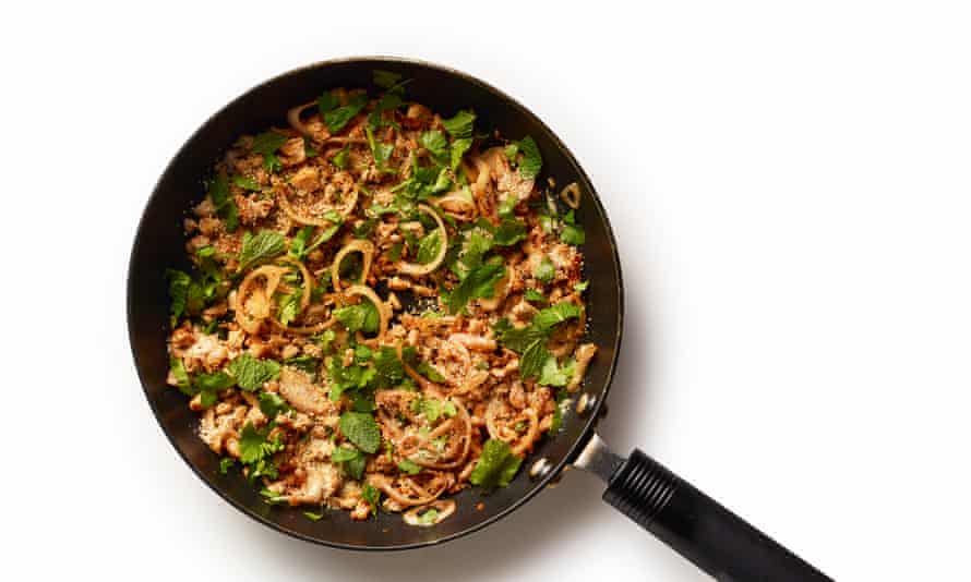 Felicity Cloake’s chicken larb