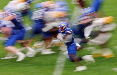 Kansas running back Yasin Willis sprints clear during the Union Jack Classic.