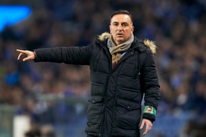 Carvalhal on the touchline at the match against Porto.