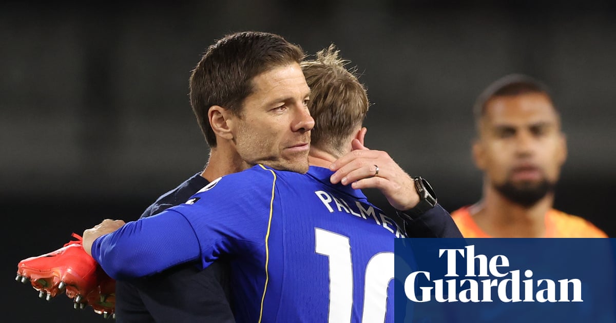 Glaring weakness in goal remains but early signs Xabi Alonso’s Chelsea should be fun | Jonathan Wilson