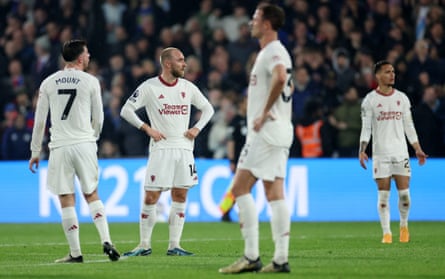 Manchester United players mill around aimlessly after Jean-Philippe Mateta’s goal
