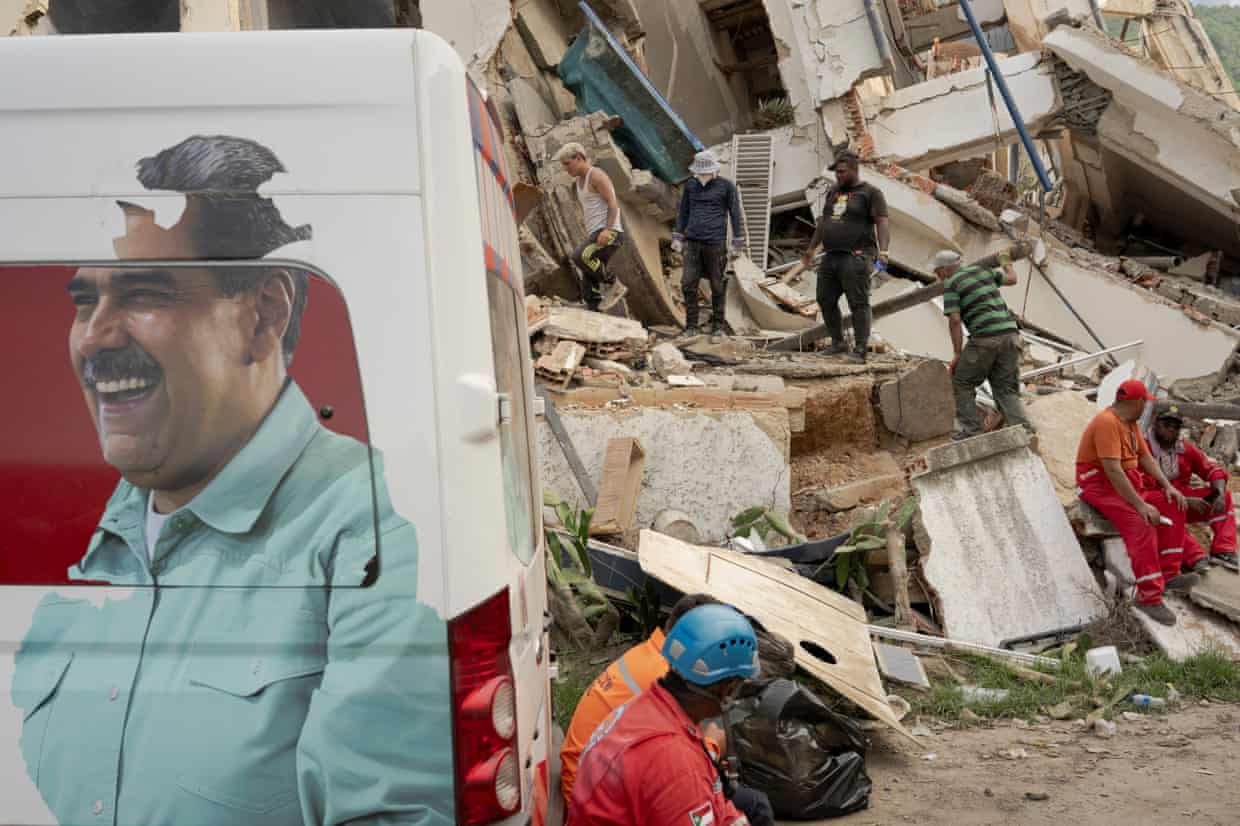 A image of former president Nicolás Maduro on an ambulance next to a collapsed building