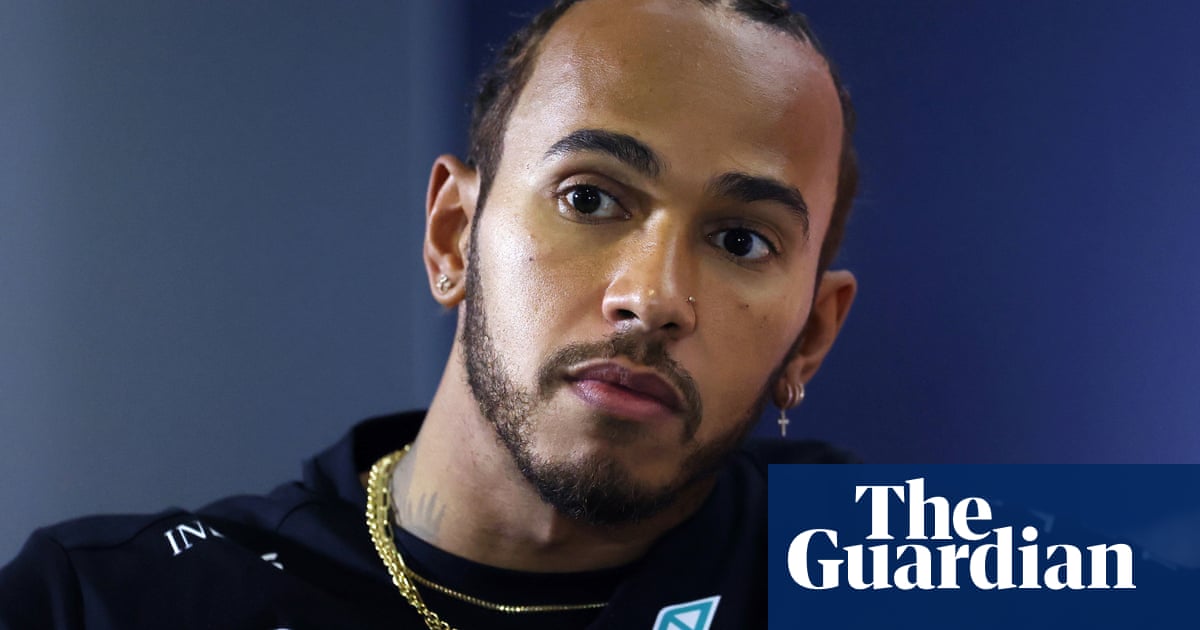 Lewis Hamilton hits back at older drivers after record achievement