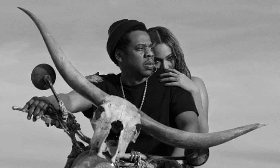 Beyoncé and Jay-Z pay homage to the Senegalese film to promote their 2018 On the Run II tour.