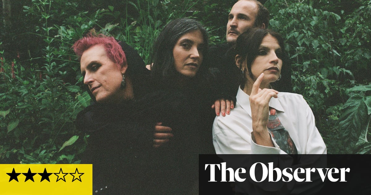 Sharon Van Etten y la reseña del álbum Teoría del Apego – de vuelta en modo rock, con un giro | Sharon Van Etten Sharon Van Etten y la reseña del álbum Teoría del Apego – de vuelta en modo rock, con un giro | Sharon Van Etten