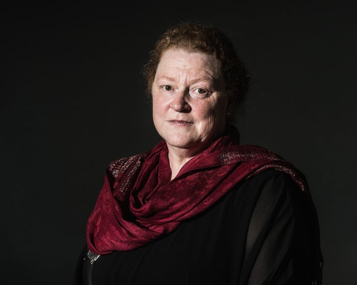 ‘My hands are shaking’ - what it’s like to be an expert witness - video