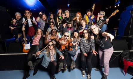 Unglamorous Music , un collectif de 11 groupes punk / garage entièrement féminins à Leicester
