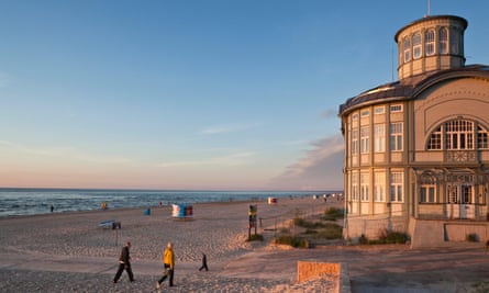 Majori Beach, sunset