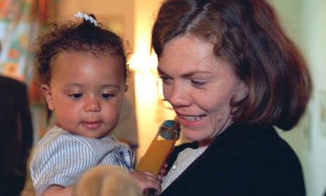 Anette Sørensen with her daughter, Liv, after they were reunited following the 1997 incident.