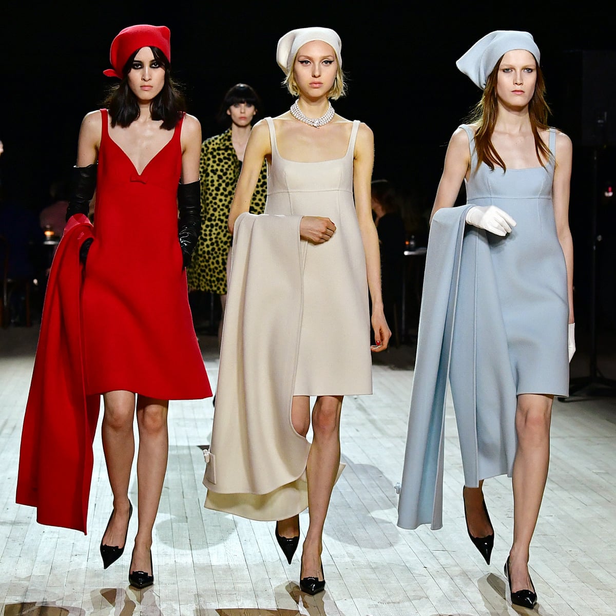 Marc Jacobs Mixes Mid Century Poise With Neon Pandemonium Marc Jacobs The Guardian