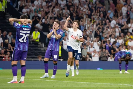 Mikey Moore of Tottenham Hotspur celebrates after scoring his team’s first goal of the game