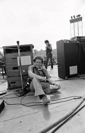 Baron WolmanPhotographer Baron Wolman is photographed by Bill Graham during the Woodstock Festival, Bethel, NY, August 1969.