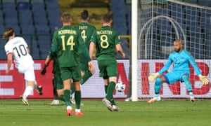 Bulgaria’s Bozhidar Kraev slots the ball past Ireland goalkeeper Darren Randolph to open the scoring.