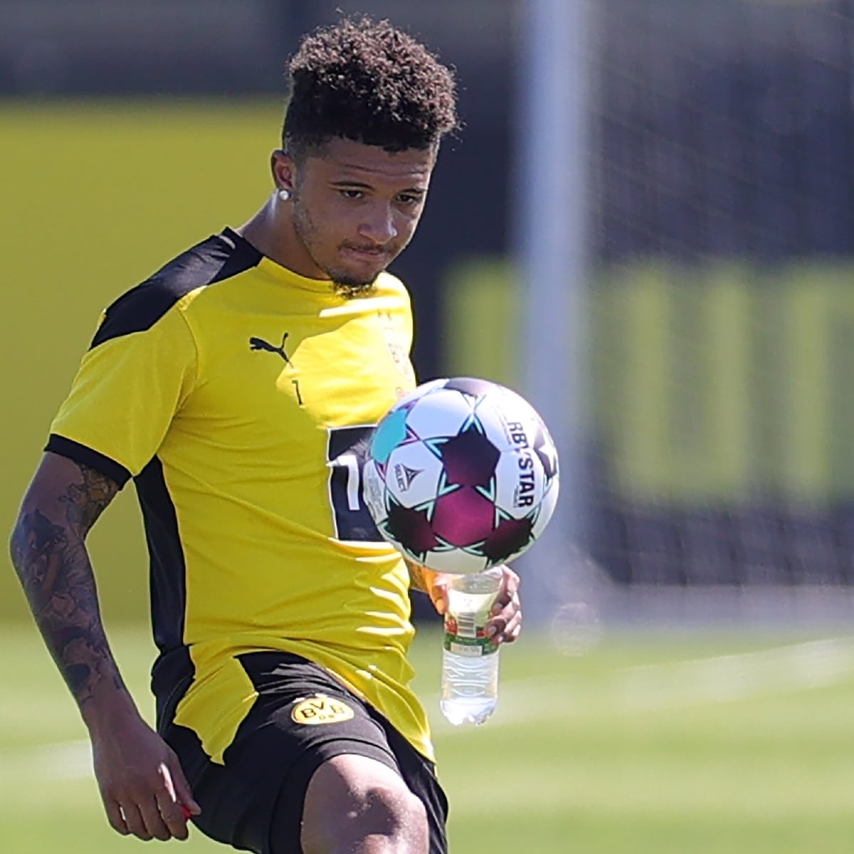 Borussia Dortmund Insist Jadon Sancho Will Not Leave This Summer Football The Guardian