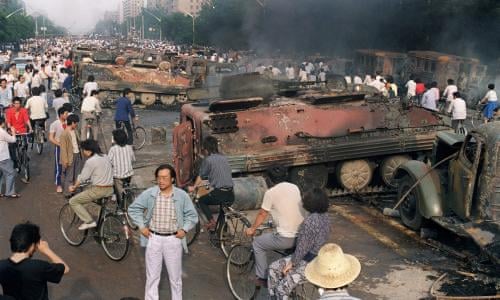 Tiananmen Square Tank Man Uncropped