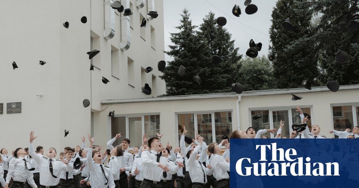 A Ukrainian military school graduation ceremony – photo essay