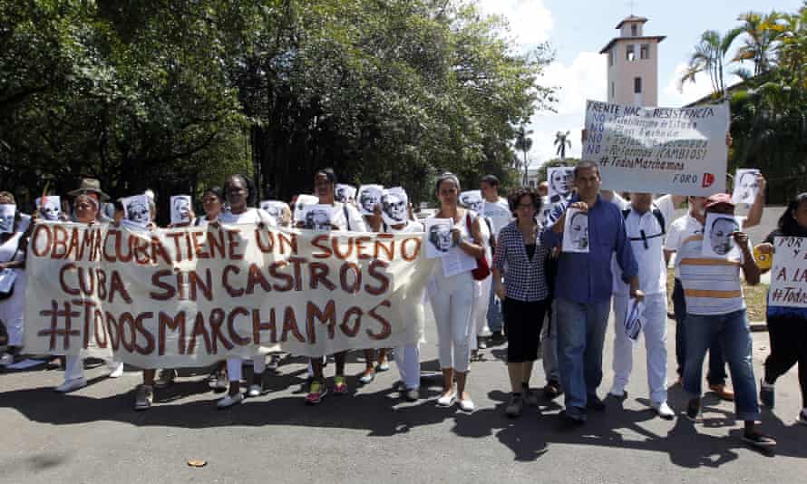 Cuban protesters