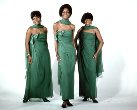 Martha and the Vandellas all wearing green dresses