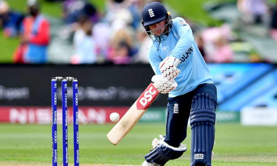 England thrash South Africa to reach Women’s Cricket World Cup final | England women's cricket team 2 Danni Wyatt hits out during her century against South Africa