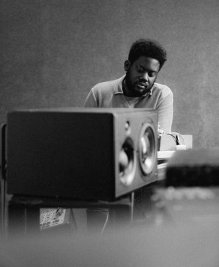 In the studio … Kiwanuka in August 2023.