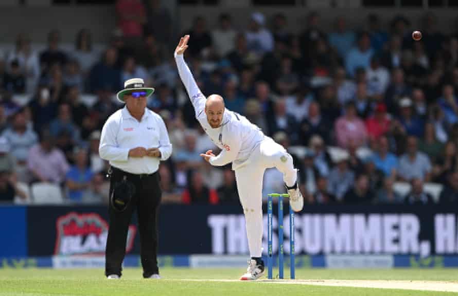 Jack Leach in bowling action.