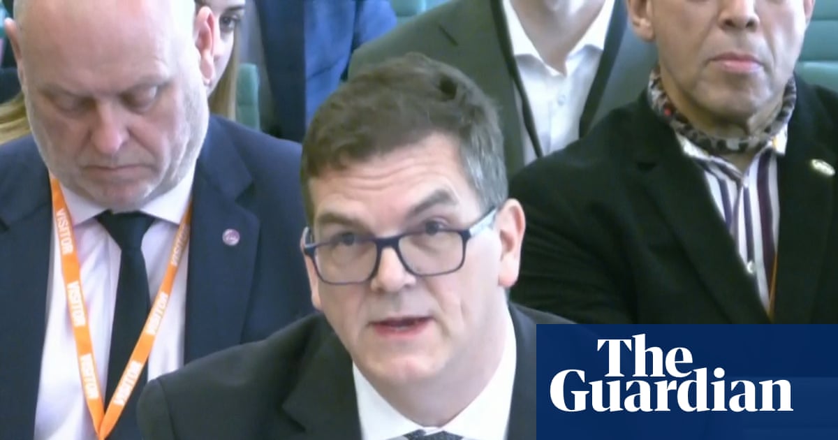 Olly Robbins says he faced constant pressure' to get Mandelson in post