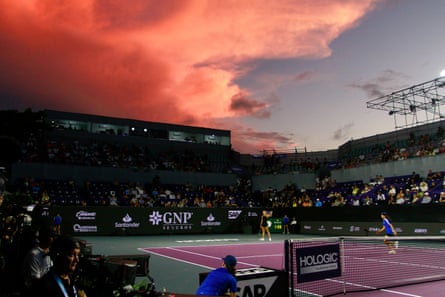 The sun sets over Paradisus Cancun during the match between Pegula and Sabalenka.
