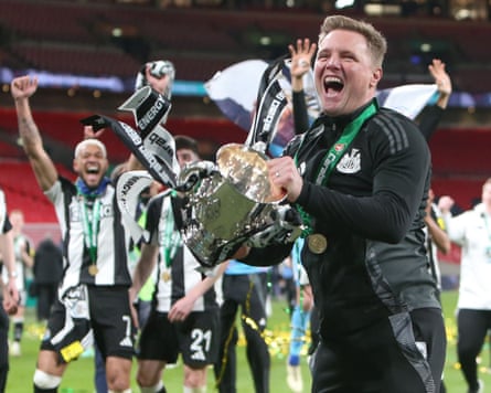 The Newcastle manager, Eddie Howe, holds the Carabao Cup