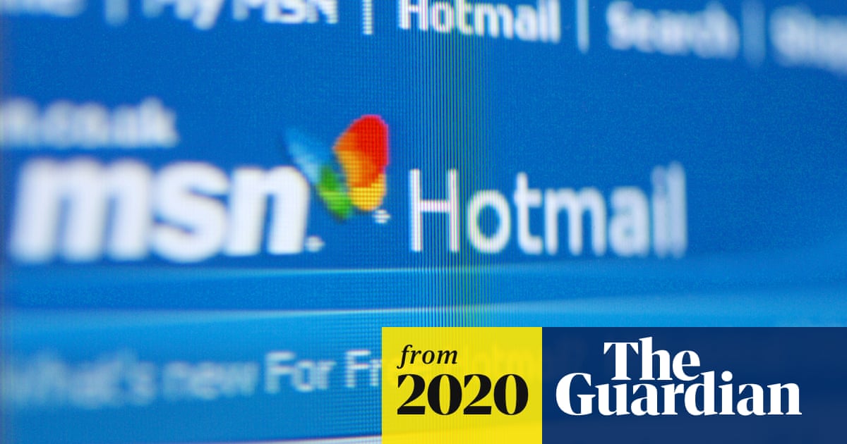 Microsoft Sacks Journalists To Replace Them With Robots Microsoft The Guardian Microsoft Sacks Journalists To Replace Them With Robots Microsoft The Guardian