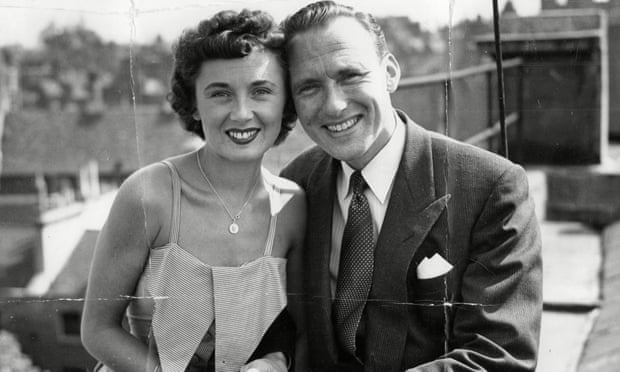 Pearl Carr and Teddy Johnson in 1952.