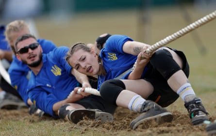 The Ukrainian team in the U23 mixed 560kg competition.