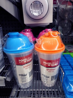 Plastic protein shakers at the IGA