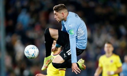 Federico Valverde of Uruguay acrobatically takes a shot against Colombia in October 2021