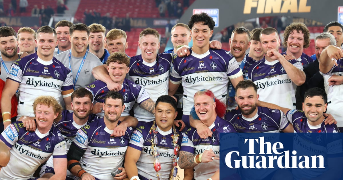 Wakefield dominate Warrington in Grand Final to claim fairytale Super League title