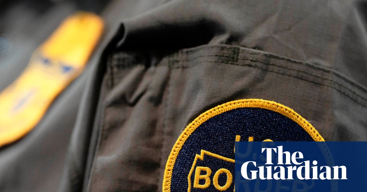 Man in hospital after shooting by border agent in Arizona