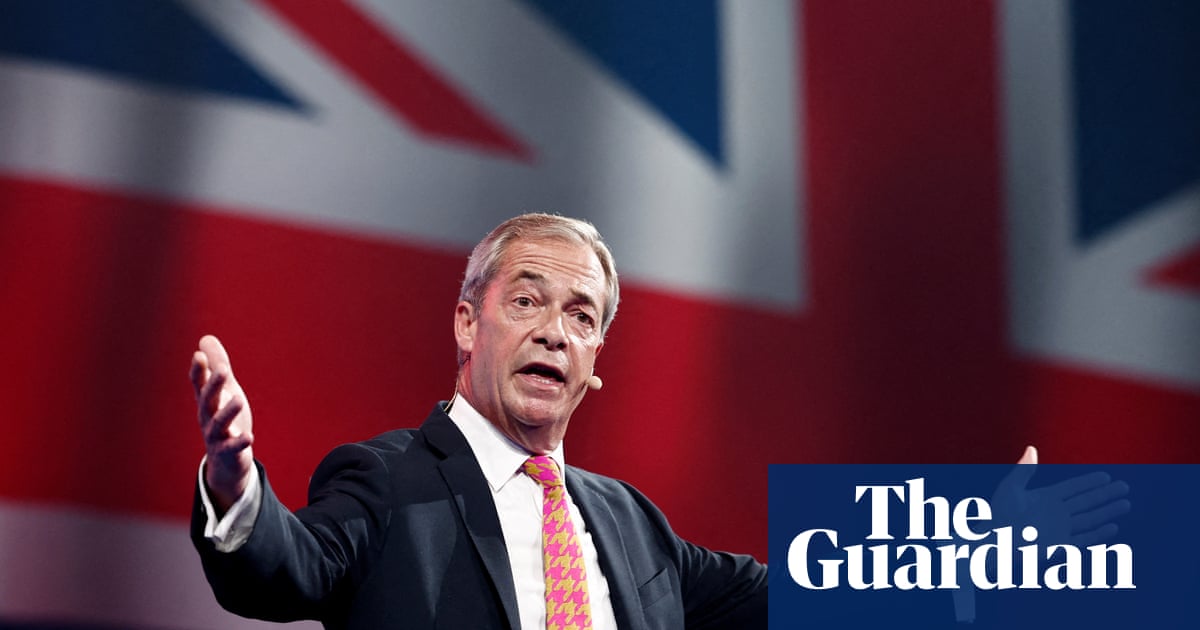 Los ingresos de Nigel Farage desde que fue elegido diputado han alcanzado los £2 millones, según muestra el análisis.
