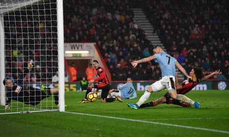 Marko Arnautovic of West Ham United scores his side’s third goal.