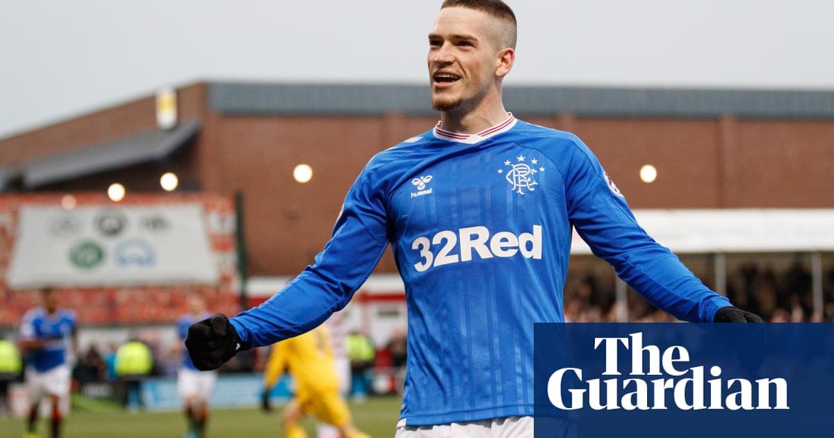Ryan Kent double at Hamilton helps Rangers keep pace with Celtic at top