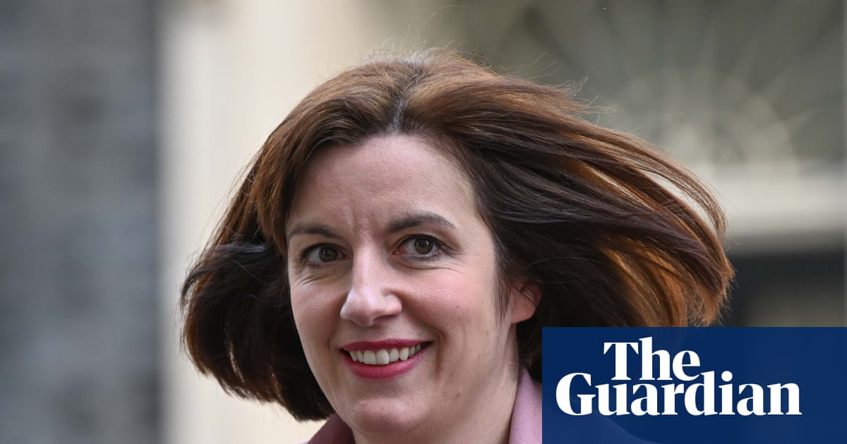 Ministers open-minded on shape of UK social media limits, Phillipson says