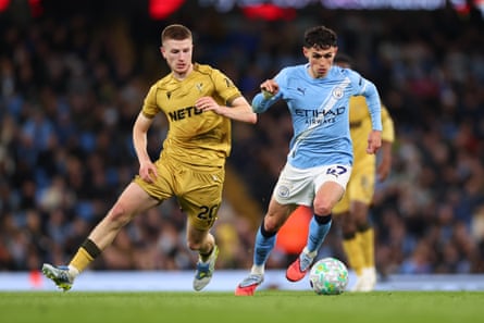 Adam Wharton shadows Phil Foden in Crystal Palace’s 3-0 defeat at Manchester City