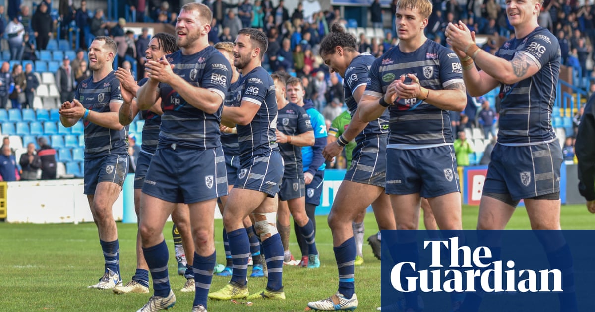 Will Featherstone pip Toronto Wolfpack to the Super League?