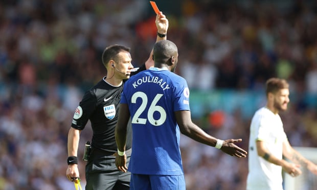 Kalidou Koulibaly is sent off by Stuart Attwell with Chelsea 3-0 down