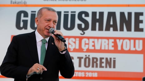 Erdogan calls on Turks to buy lira 'in response to economic war' – video