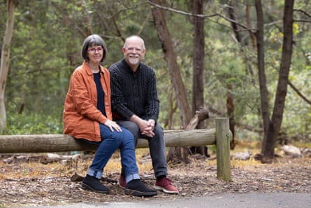Wendy Catling et son mari Peter Miller, qui ont juré de ne plus voler pour le reste de leur vie.