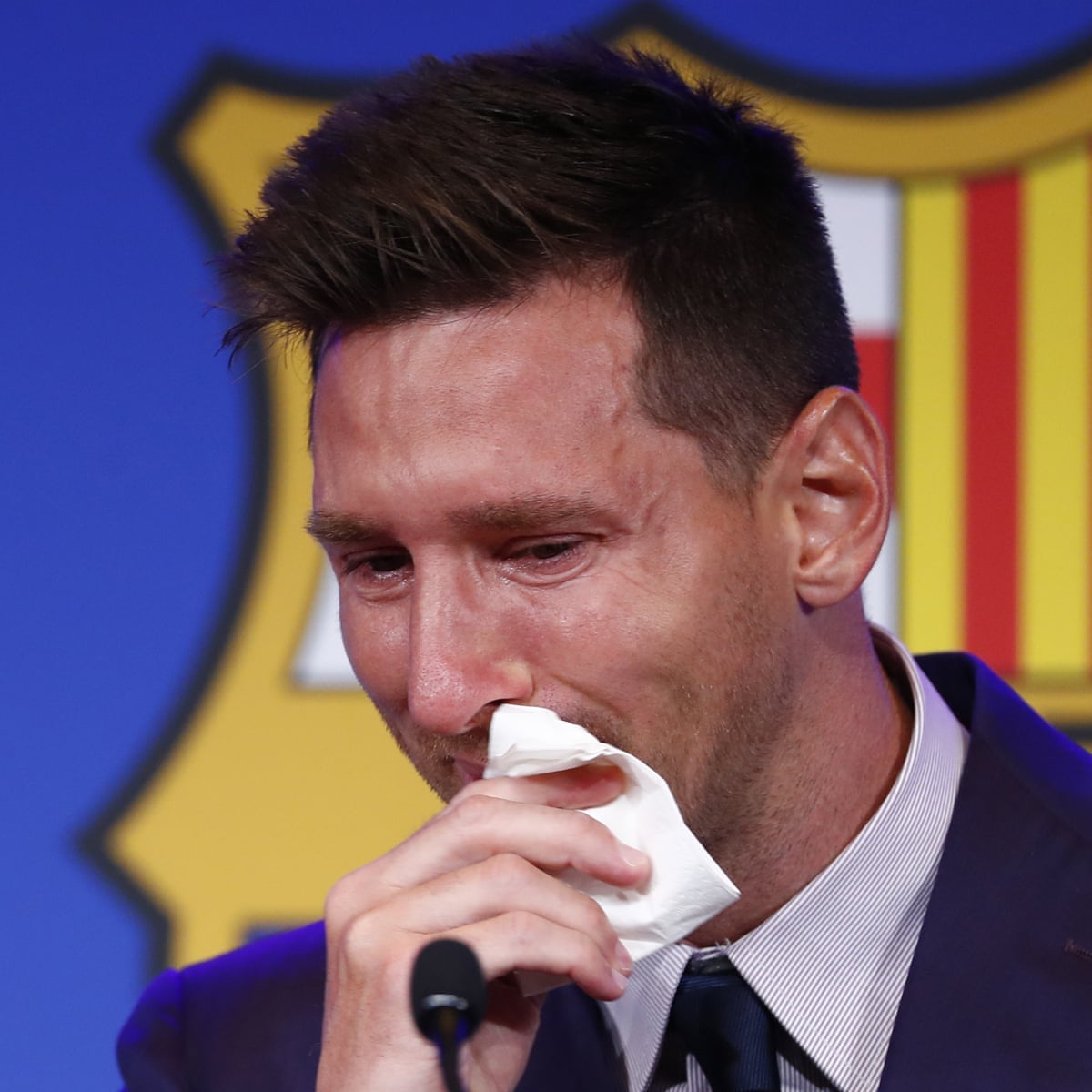 I wanted to stay': Lionel Messi tearful at Barcelona exit as PSG move looms | Lionel Messi | The Guardian