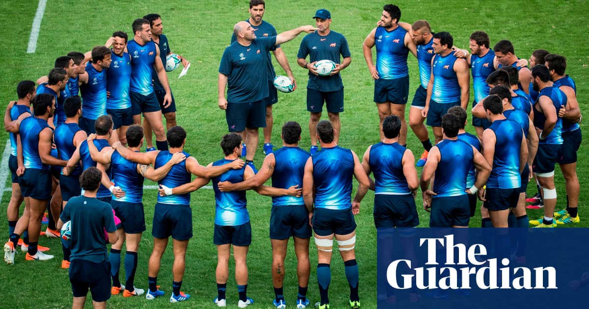 Argentina’s Lobbe cautious of flattery from ‘very, very clever’ Eddie Jones