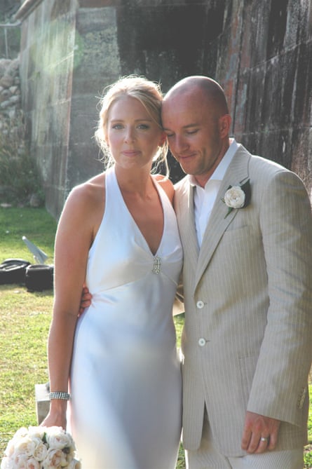 Hannah Richell with her husband Matt on their wedding day in 2007