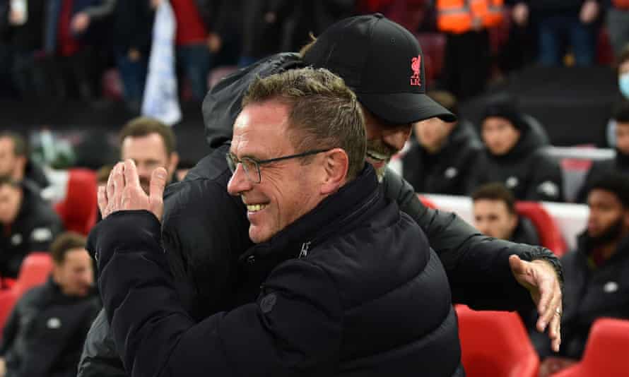 Ralf Rangnick: Manchester United need ‘open-heart surgery’ to recover | Manchester United 2 Ralf Rangnick embraces Jürgen Klopp
