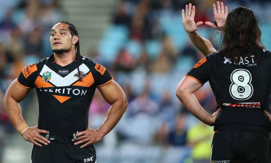 Wests Tigers star Martin Taupau is rumoured to be moving to Manly after being caught in the middle of an email mix-up in which alleged details of the deal were sent to a Canadian theatre critic.