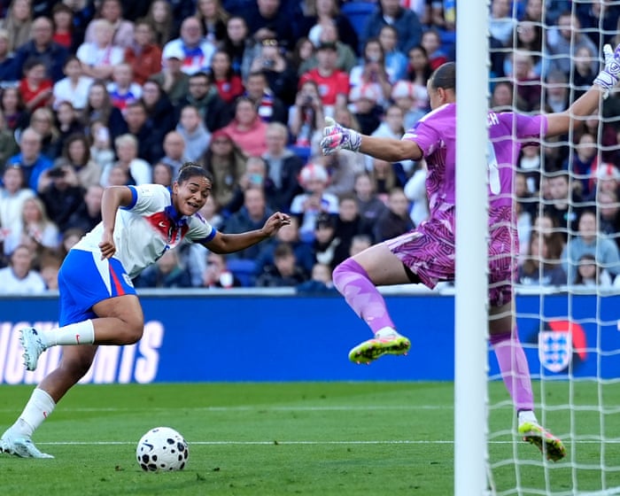 Lionesses ease past Ukraine but must navigate playoffs to qualify for World Cup